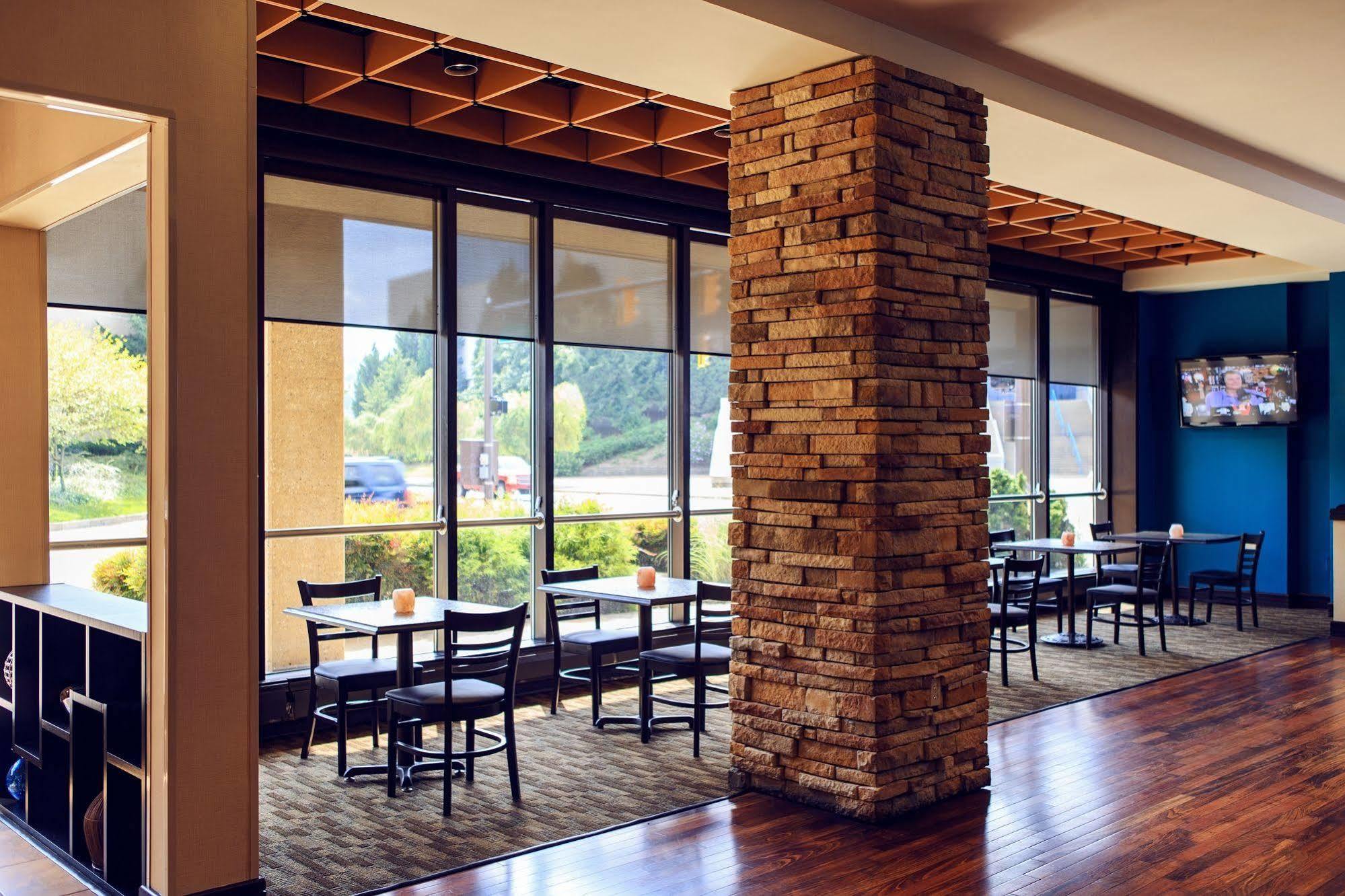 Charleston Marriott Town Center Hotel Екстериор снимка
