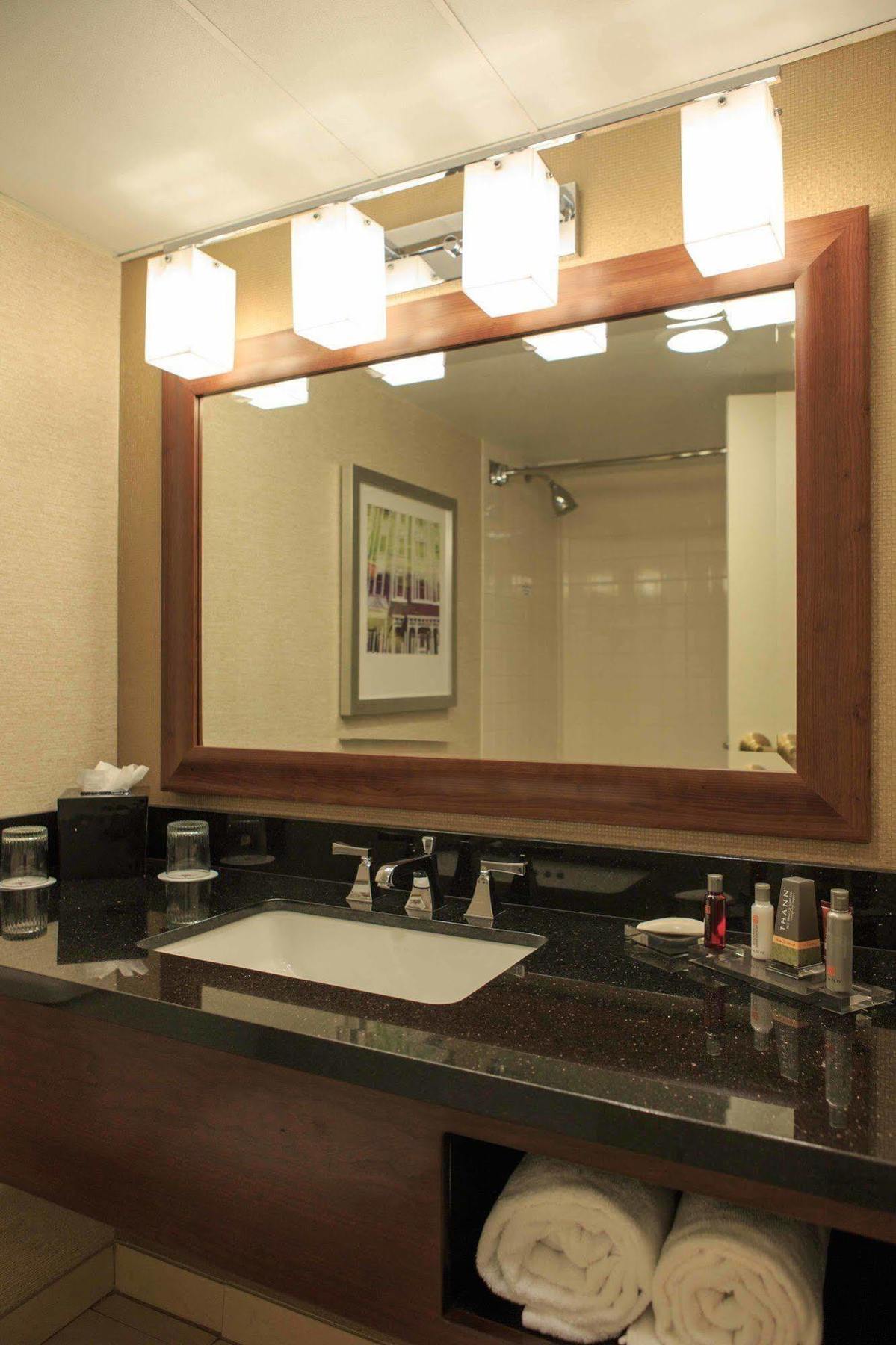 Charleston Marriott Town Center Hotel Екстериор снимка
